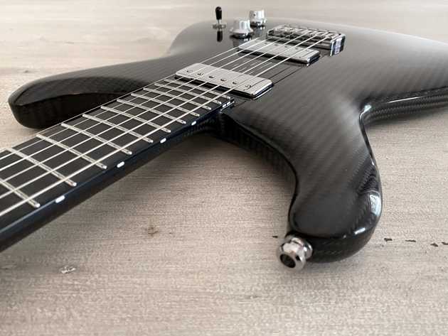 picture of carbon fibre guitar